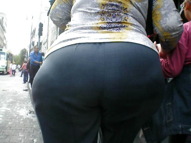 25P Wide hips mature