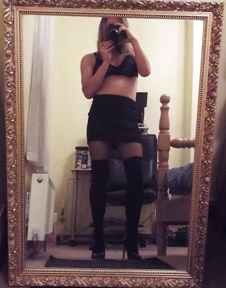 19P Jinxie tights and over knee socks
