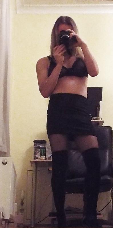 19P Jinxie tights and over knee socks