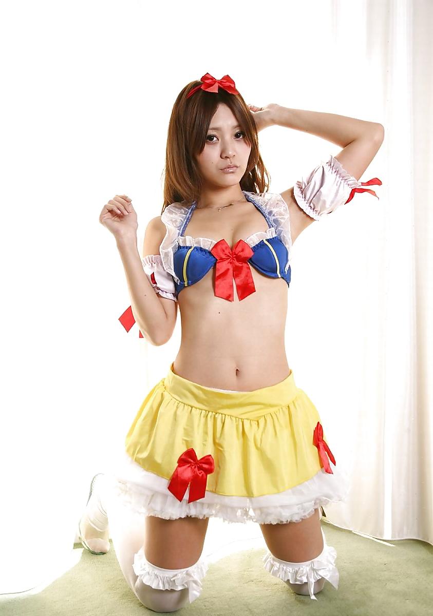 22P Snow White