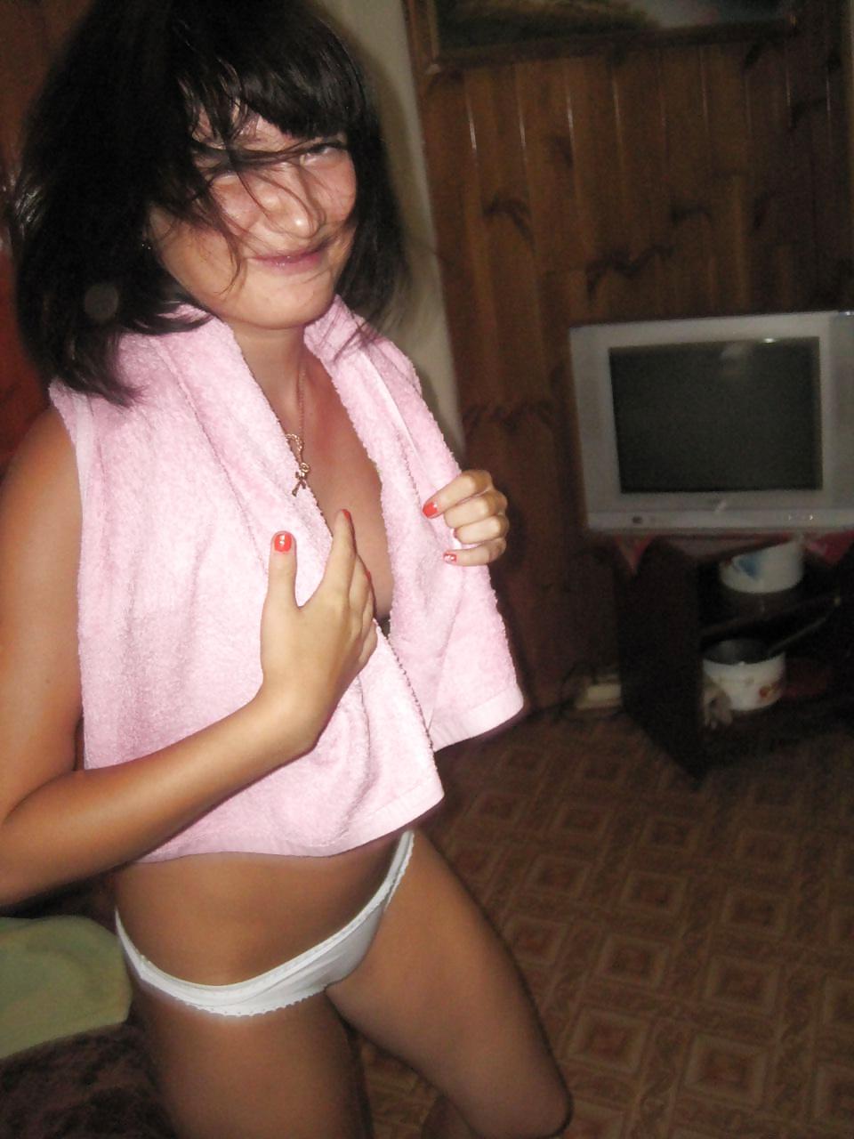 25P Teenager in der Sauna