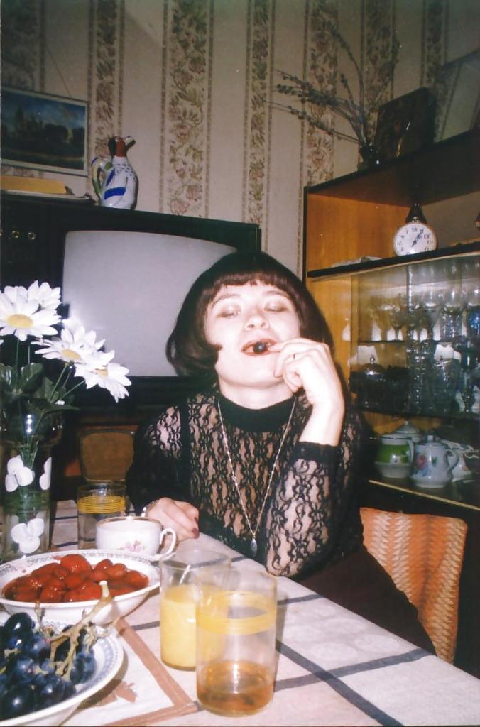 25P Russian married slut Anna Nikolaeva, now lives in the U.S. 4