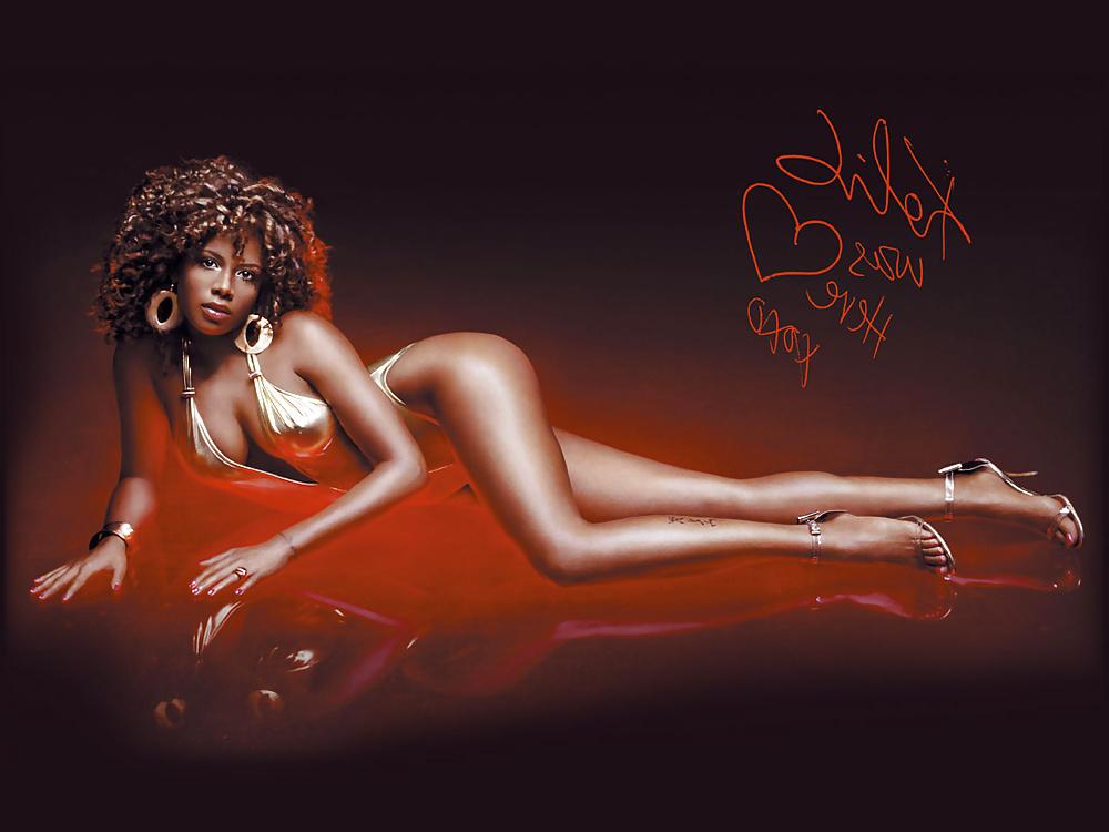 11P Kelis - Time To Wank Over Her