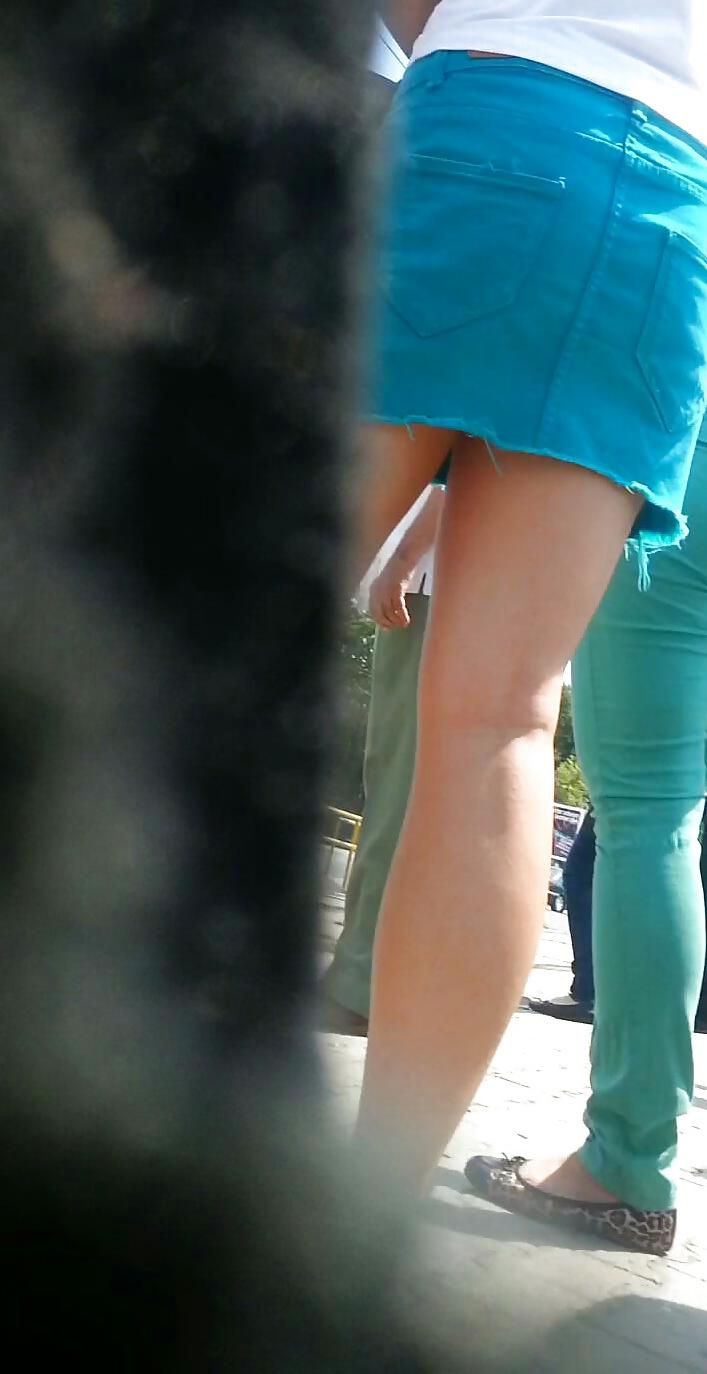 20P Spy feet and skirt romanian
