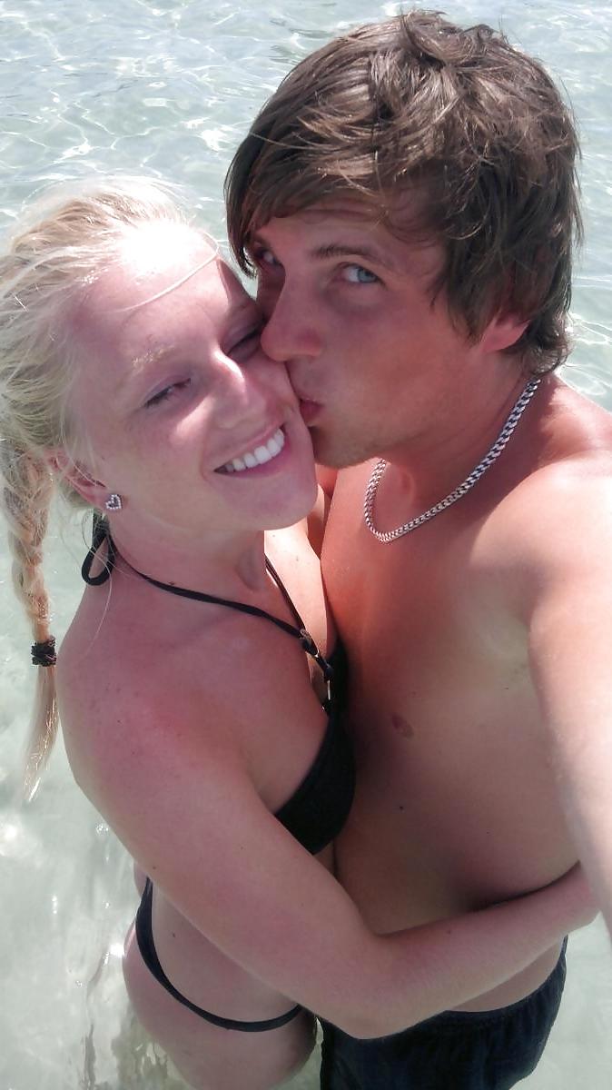 25P Hot Young Couple