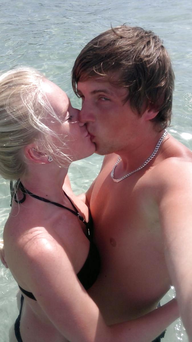 25P Hot Young Couple