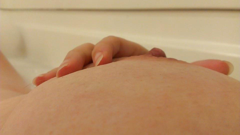 25P PRIVATE Photos from bored housewife (2)