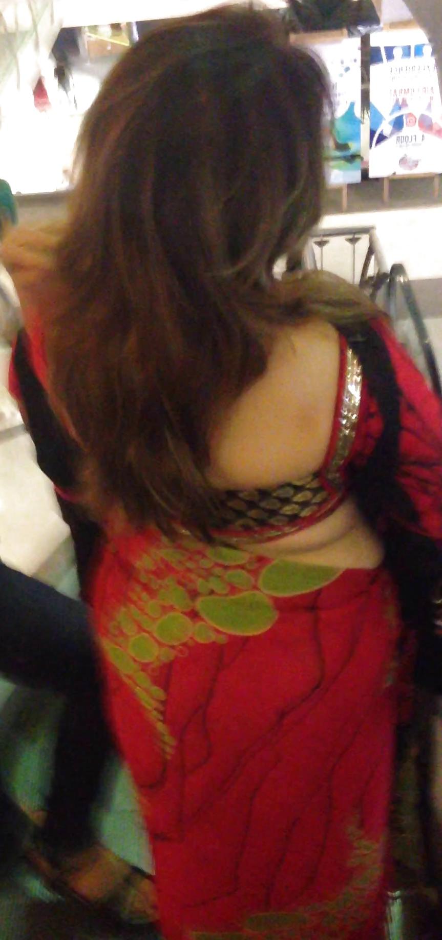 16P Real life indians hot back show