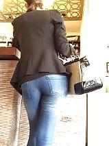 8P Voyeur Shots. Thong or not....????