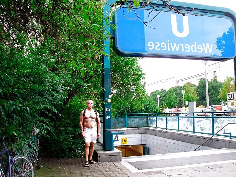 17P Berlin - fast ganz nackt