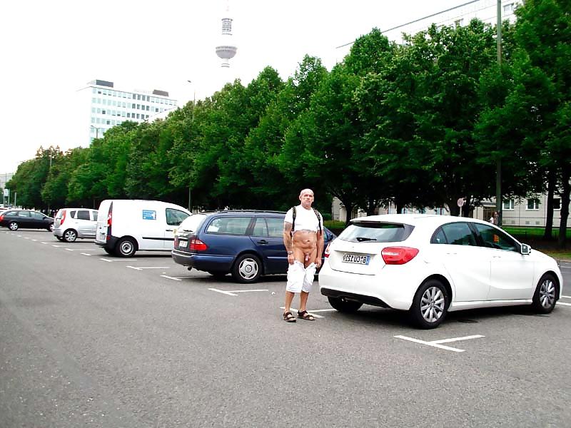 17P Berlin - fast ganz nackt