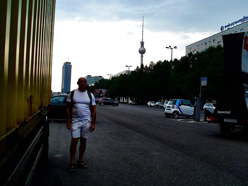 17P Berlin - fast ganz nackt