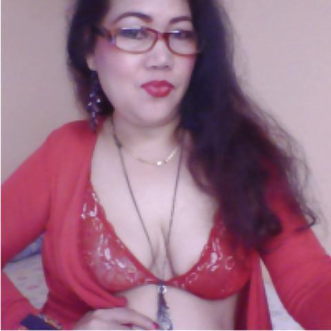 16P Filipina Cougar Anne