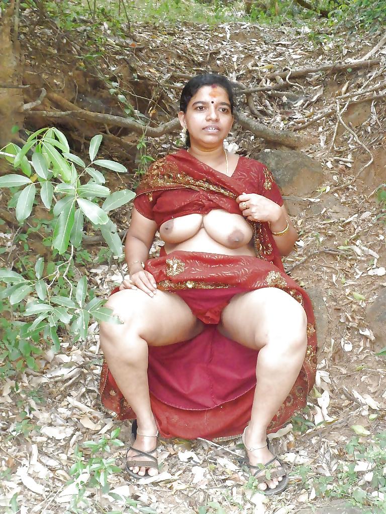 12P 35 yr old mallu hooker picked up in wayanad