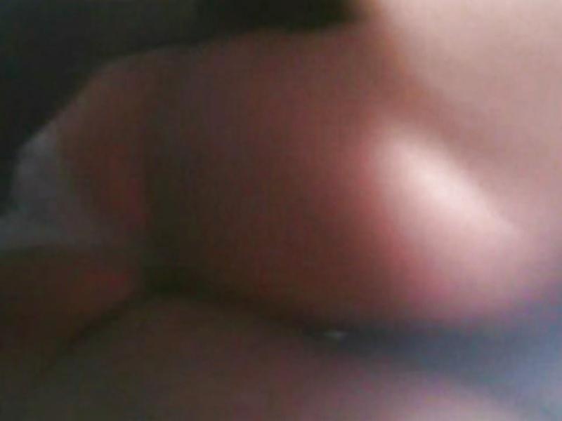 25P Hijab upskirt