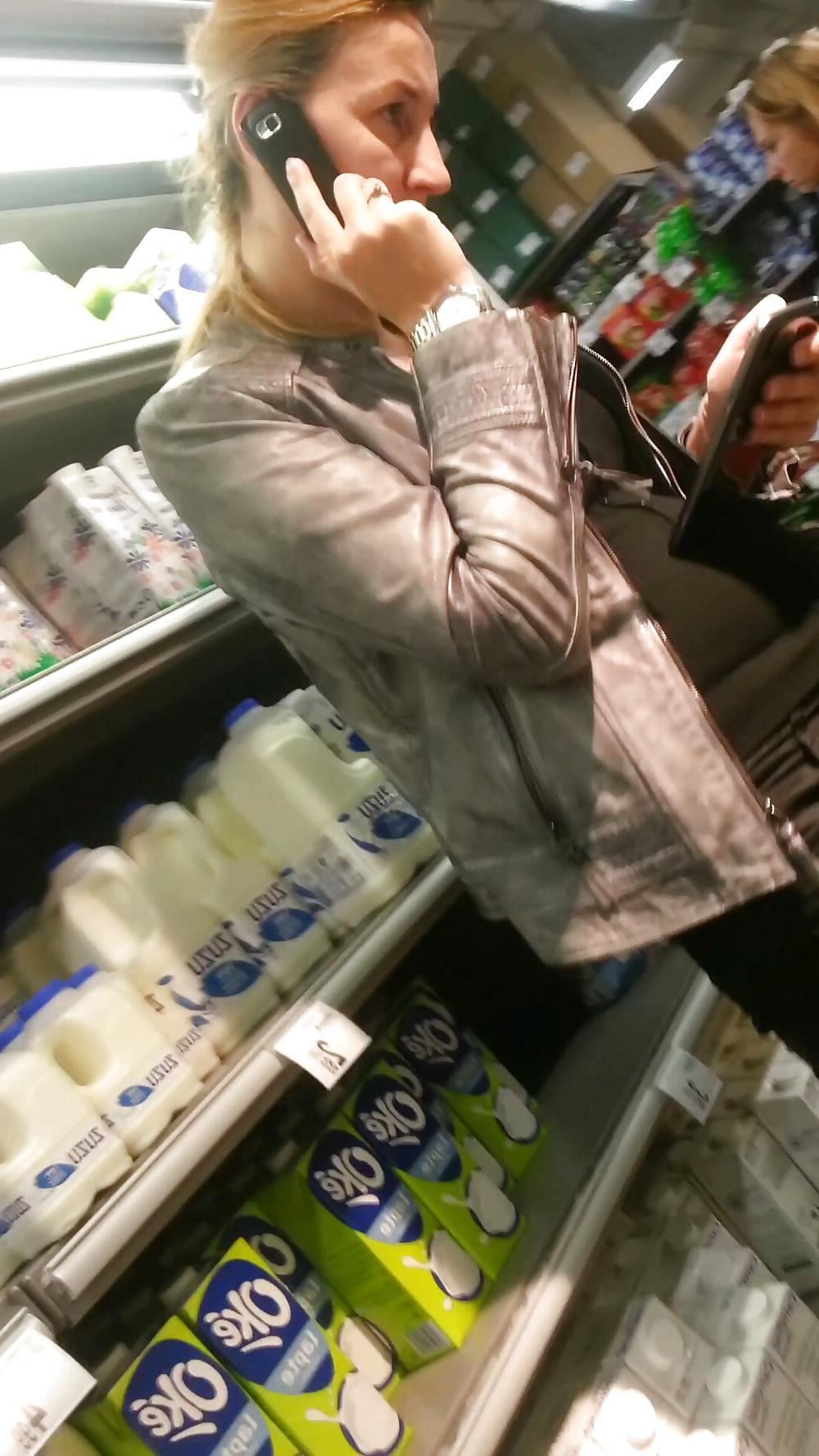 25P Spy sexy old + young in supermarket and mall romanian