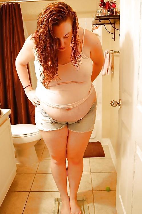 25P Enceinte Ventre nue - Naked pregnant belly 3