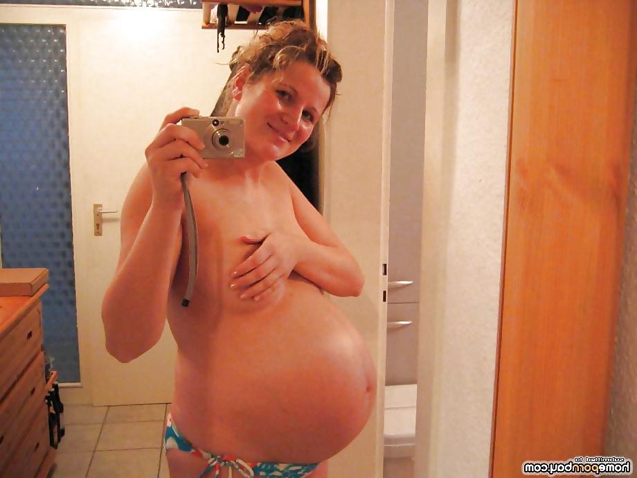 25P Enceinte Ventre nue - Naked pregnant belly 3