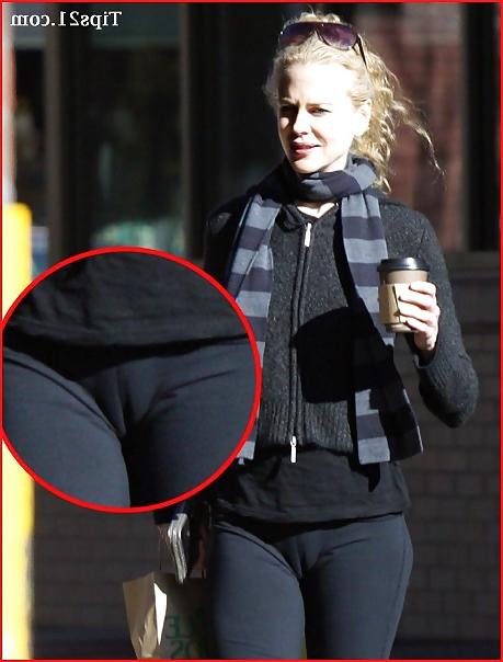 21P Celebrity cameltoe