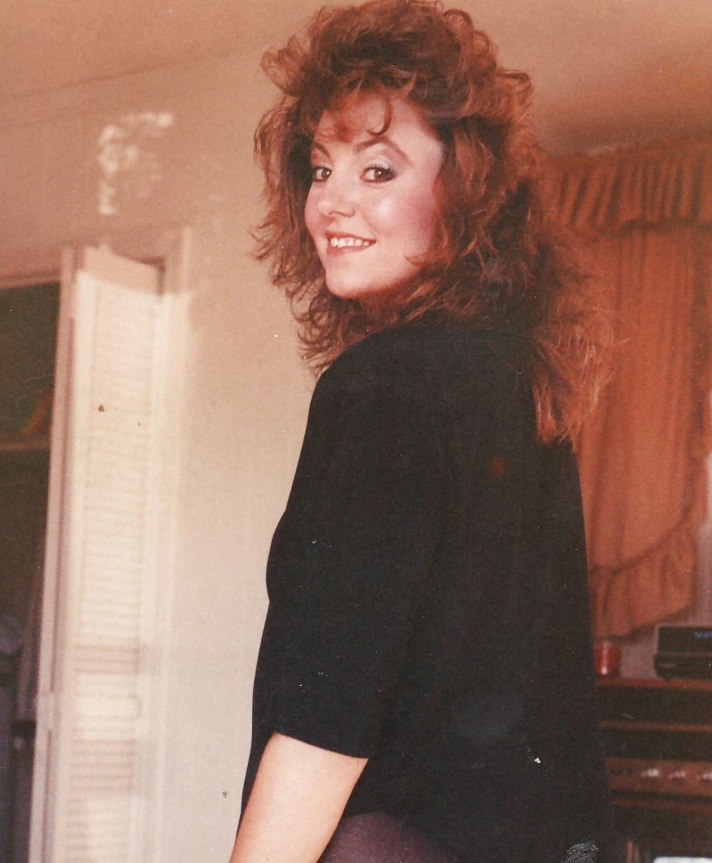 25P Vintage Polaroids Hairy Wife Pam Hardcore