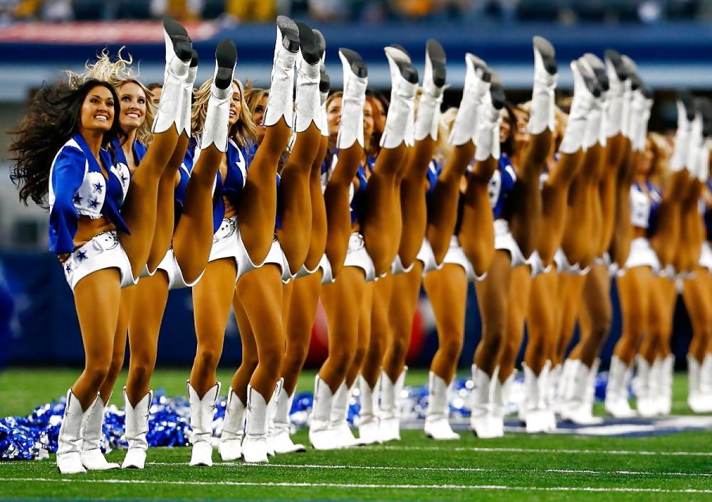 25P NFL Cheerleaders - pantyhose and camel toes (Non Nude)