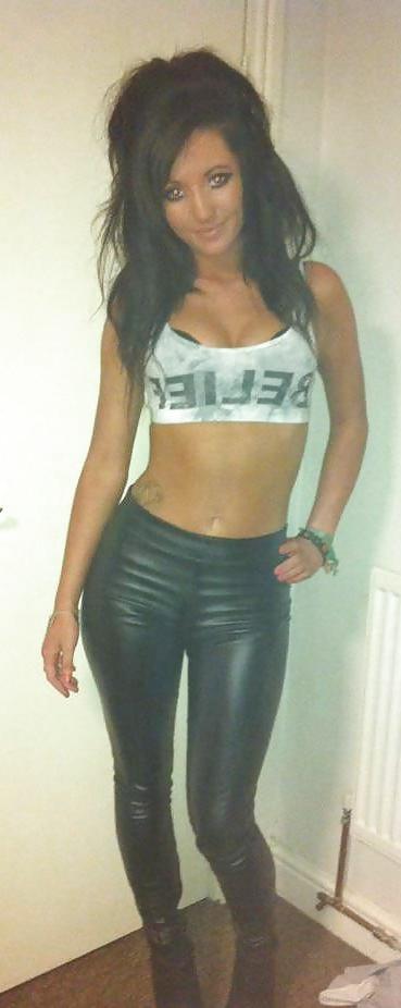 25P Teens and Ladies in skintight leather, jeans, sweatpants