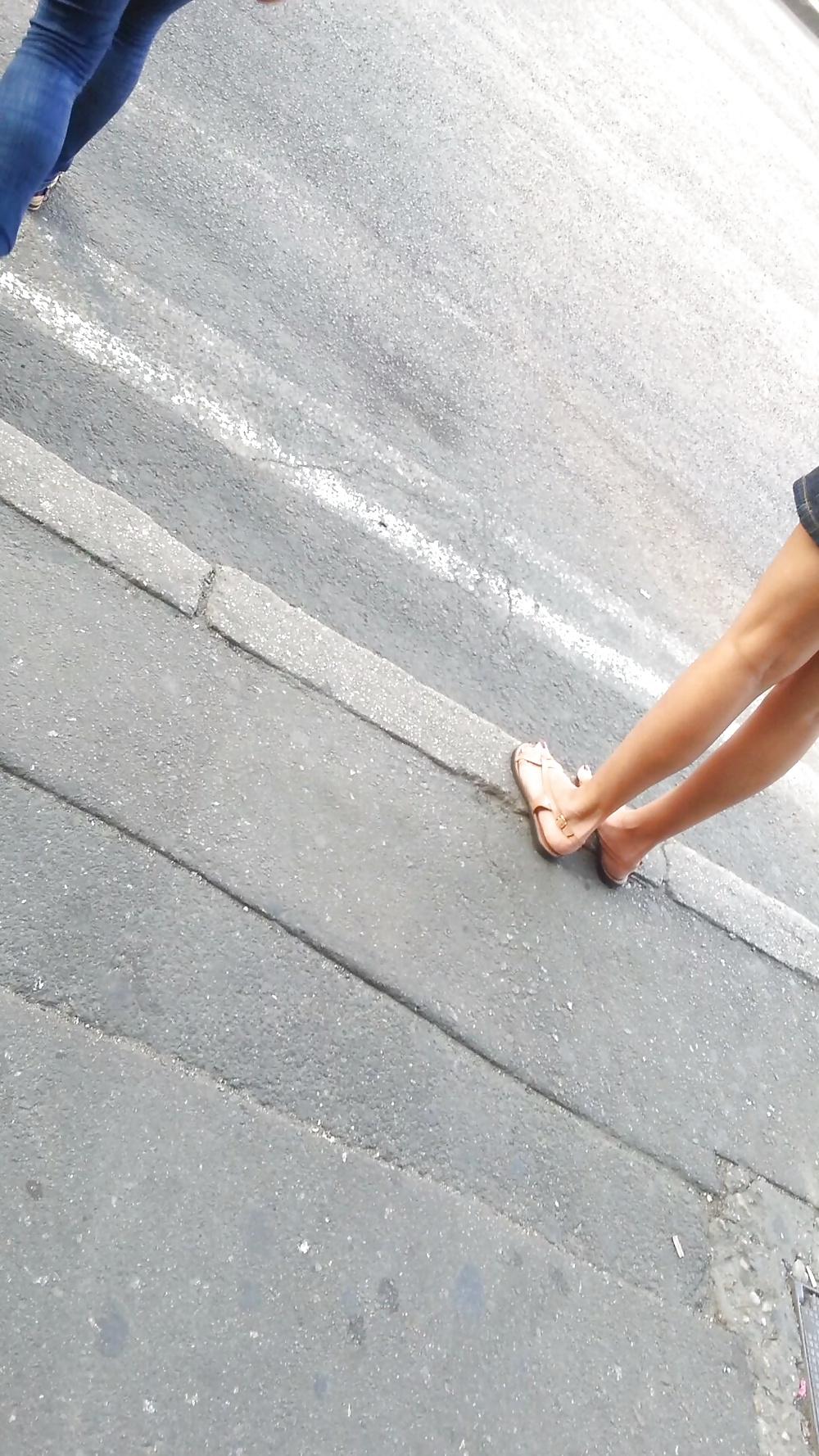 25P Spy sexy toenails and legs old + young romanian