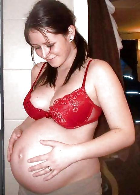 25P Enceinte Ventre nue - Naked pregnant belly