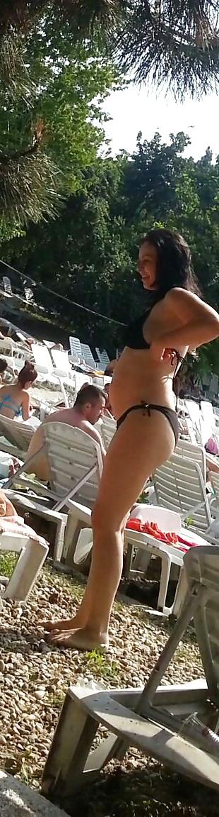 25P Spy old + young sexy bust in pool romanian
