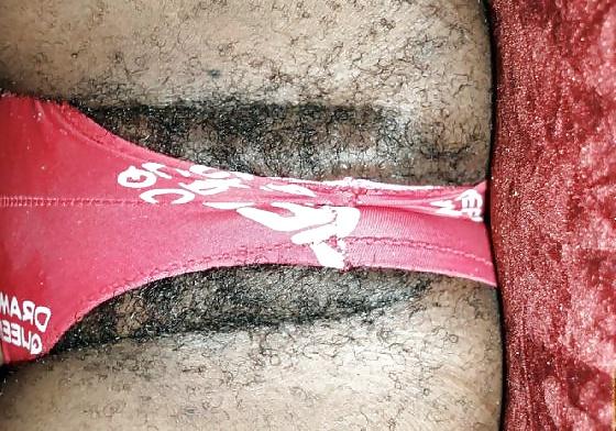 25P Hairy pussy in panties
