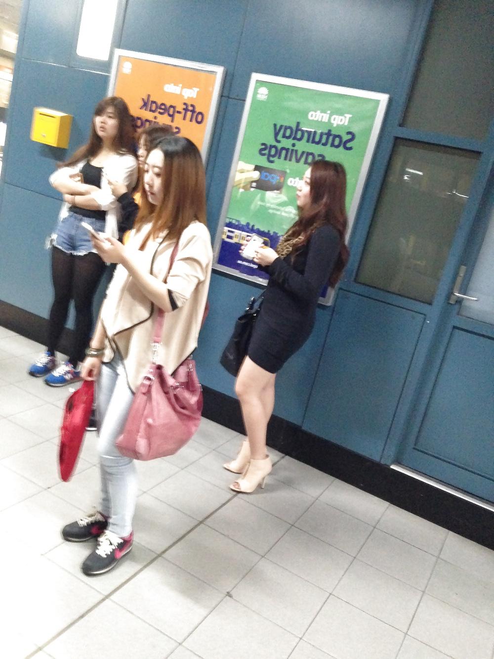 25P Chinese sluts outdoor