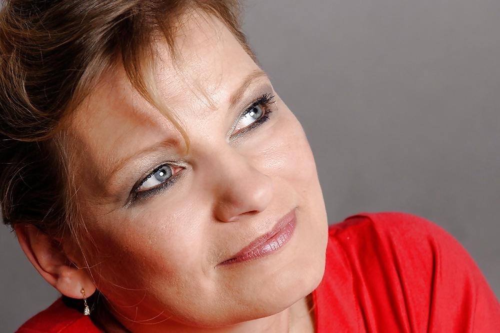 25P German Women over 50