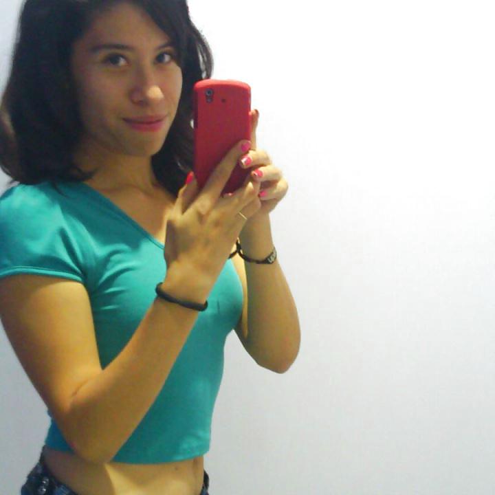 20P She wants your hot cum over her