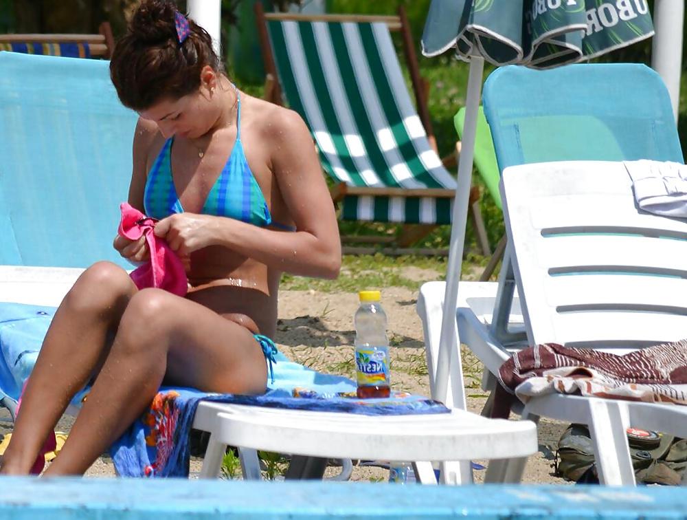 25P Spy sexy teens in pool romanian