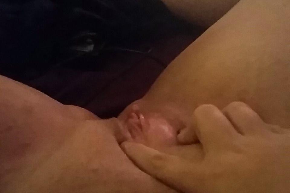 7P Shy girl close ups.