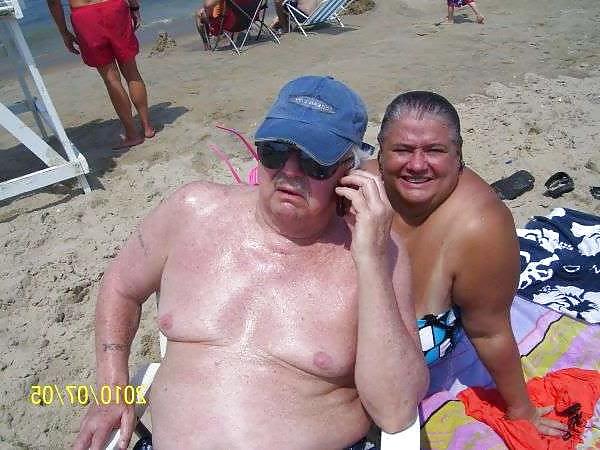 8P Mature Couple