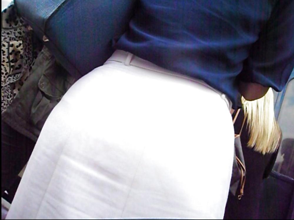 25P Sexy businesswomen with BIG asses in tight skirts