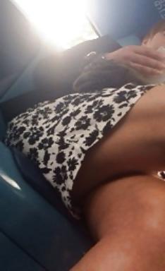 25P Milf upskirt 18 09 14