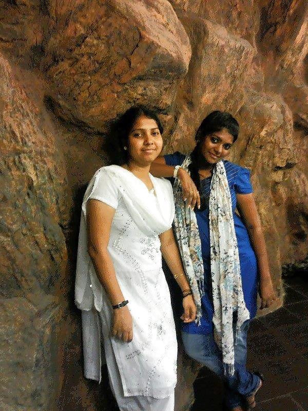 25P Frnd mom 