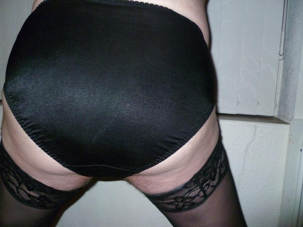 11P Black ones for Andrea,cum shot over black nightie.