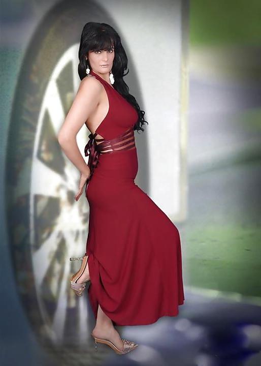 19P Egyptian Belly Dancer - Sama el Masry