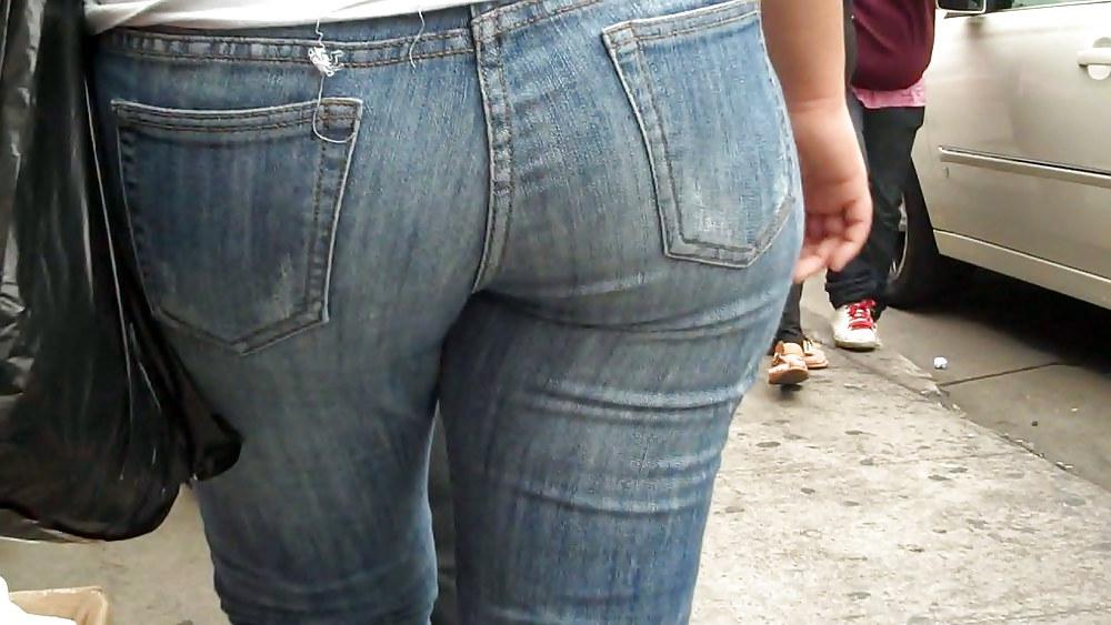 8P Rear view of butts and ass in jeans