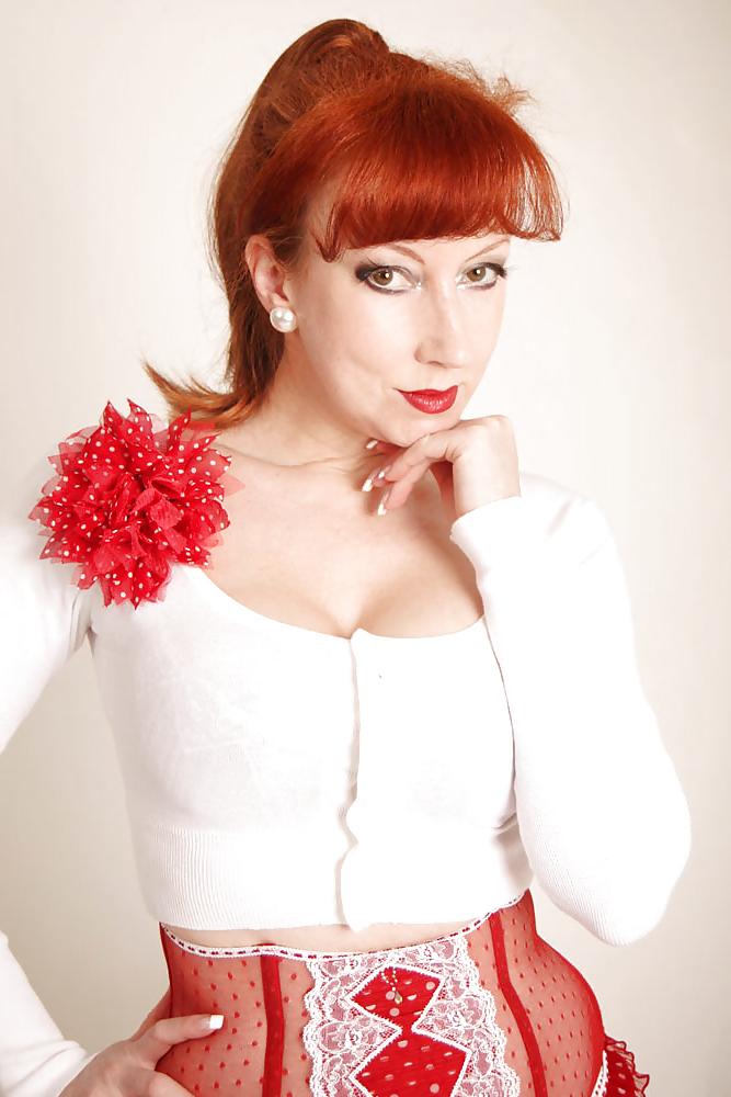 15P Red-Perfect Lady