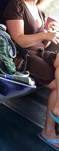4P Candid milf flashing tits and legs on train