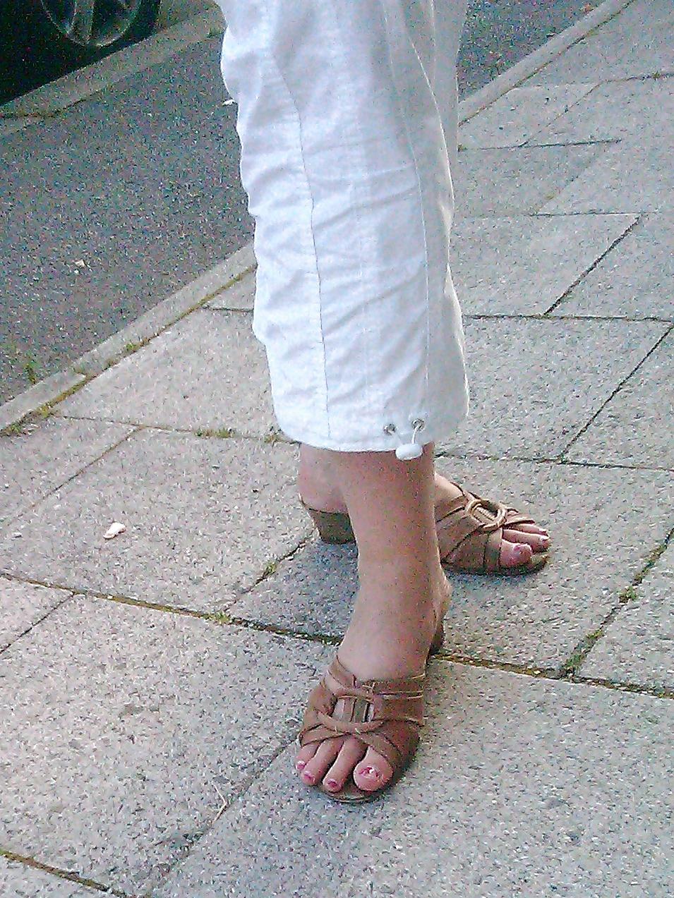 10P Just beautiful feet. Female feet