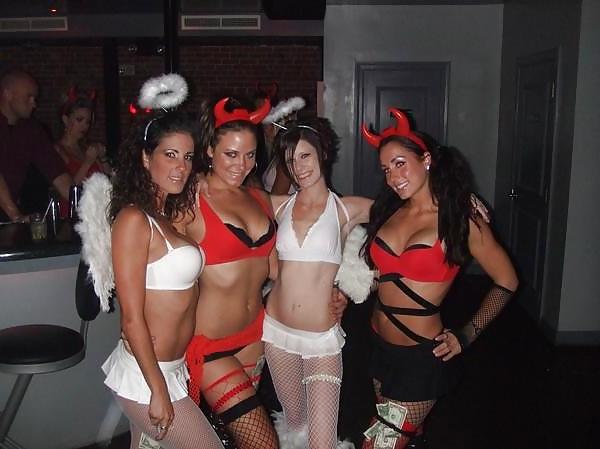 25P Halloween Sluts