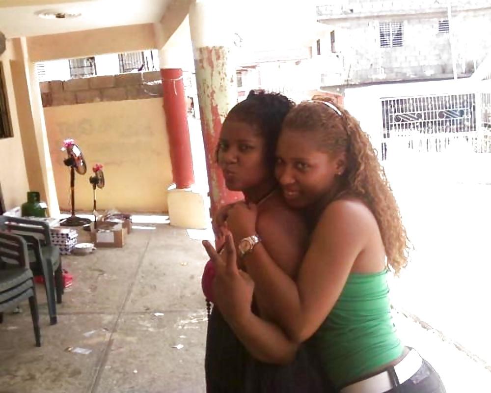 25P A dominican girl called Anexa L.