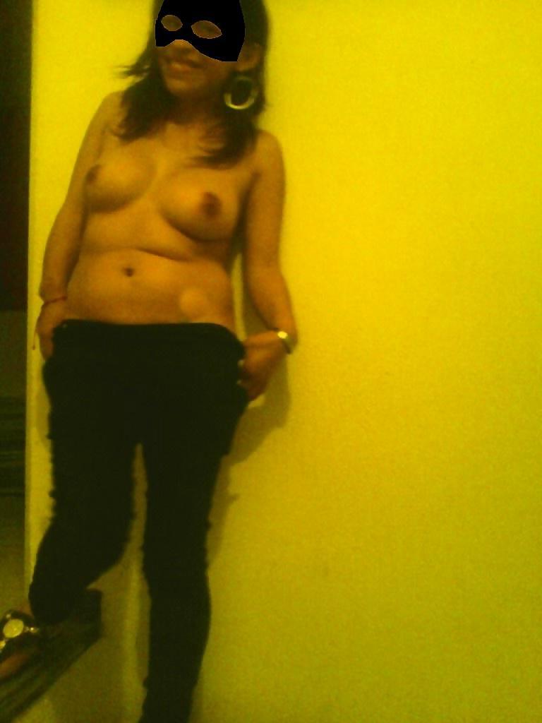 10P Gorgeous cougar latina
