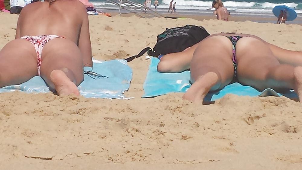 5P Beach voyeur