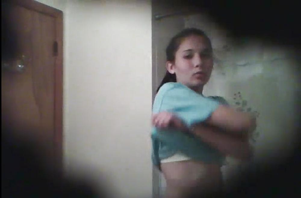 9P Voyeur girl 2